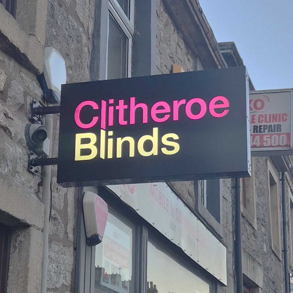 Rectangular Projecting Sign - Image 2